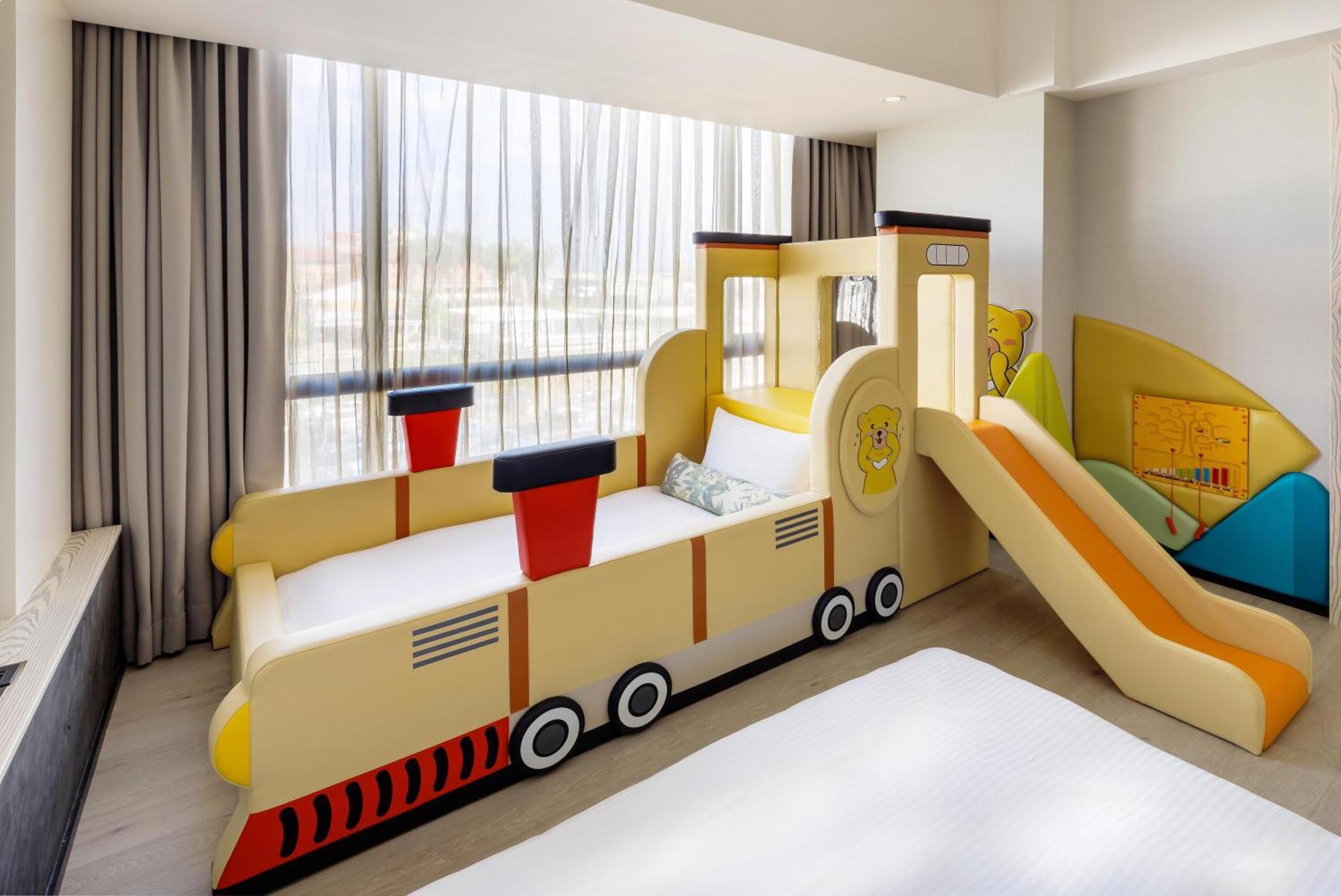 Hsin Hotel Chiayi Exterior foto Family room