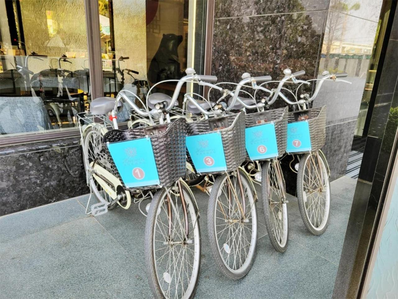 Hsin Hotel Chiayi Exterior foto Bicycle sharing system in China